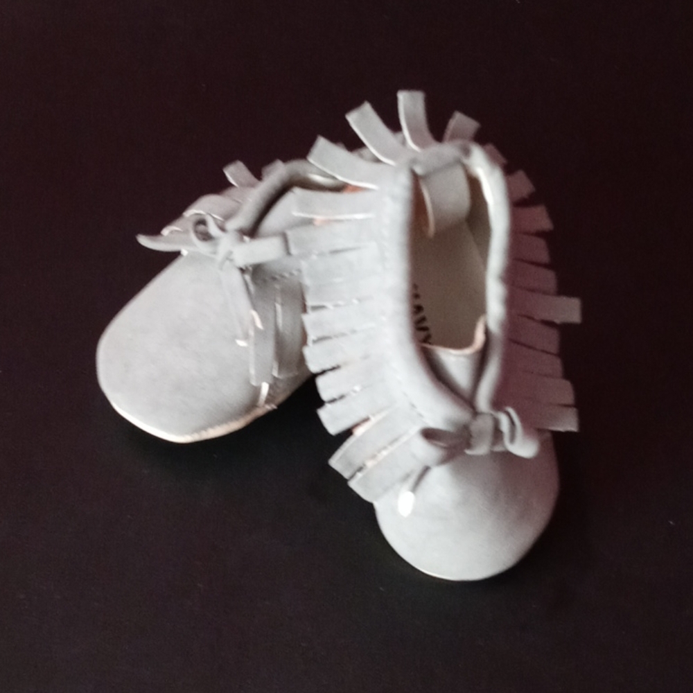 Old Navy Gray Moccasins, Size 0-3 Months